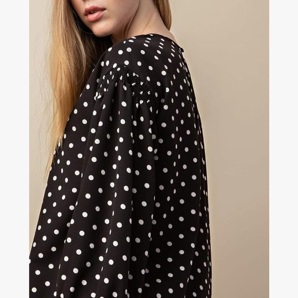 Plus Size Polka Dot Tie Sleeve Blouse - Picture 2 of 7